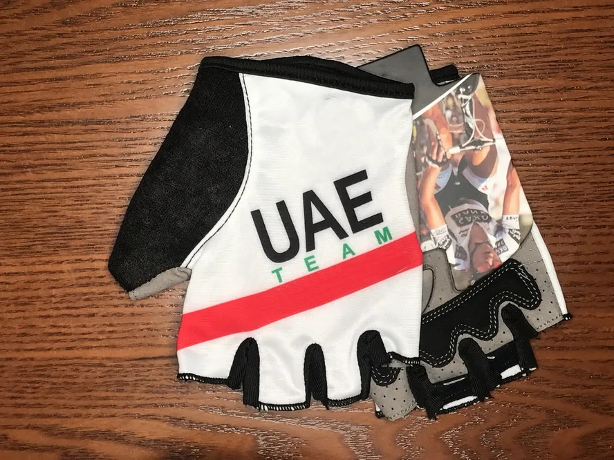 2020 UAE Team One Pair Sports  - Mountain Biking Uae recension och pris